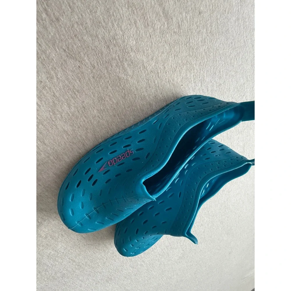 Speedo Surfwalker Pro Kids Water Shoes Teal Blue Slip On Size 9/10 US